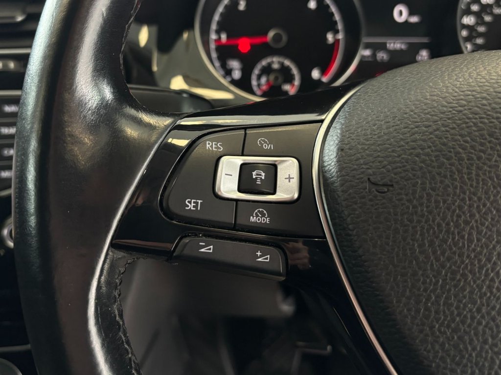 Used Volkswagen Golf 2014 for sale - 77879529: Photo 26