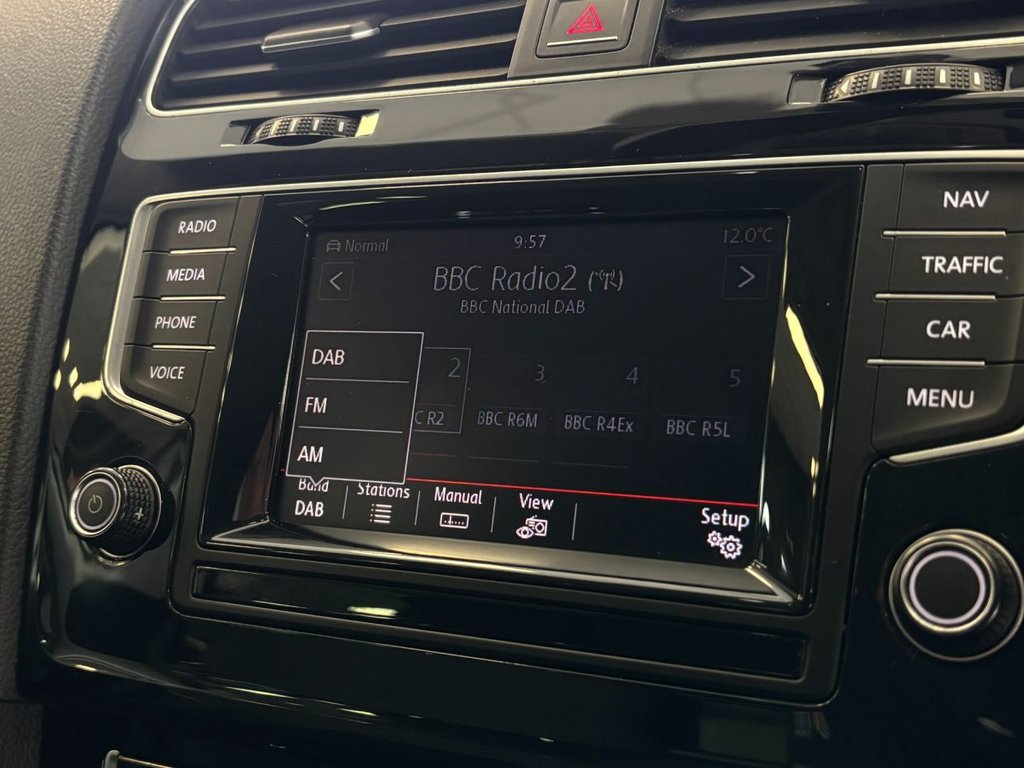 Used Volkswagen Golf 2014 for sale - 77879529: Photo 32