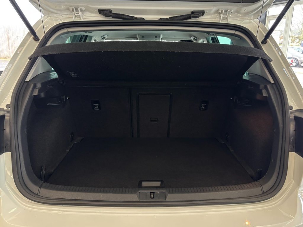 Used Volkswagen Golf 2014 for sale - 77879529: Photo 47