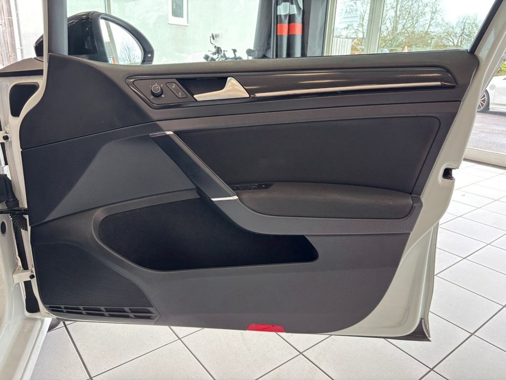 Used Volkswagen Golf 2014 for sale - 77879529: Photo 49