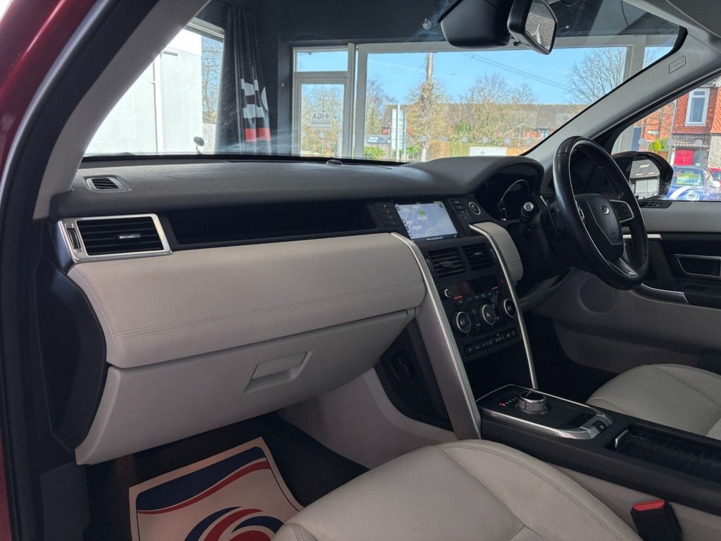 Used Land Rover Discovery Sport 2016 for sale - 77666980: Photo 45