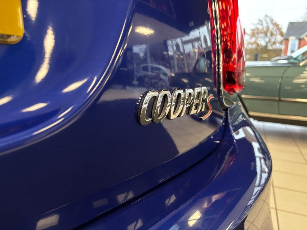 Used MINI Convertible 2018 for sale - 76546802: Photo 15