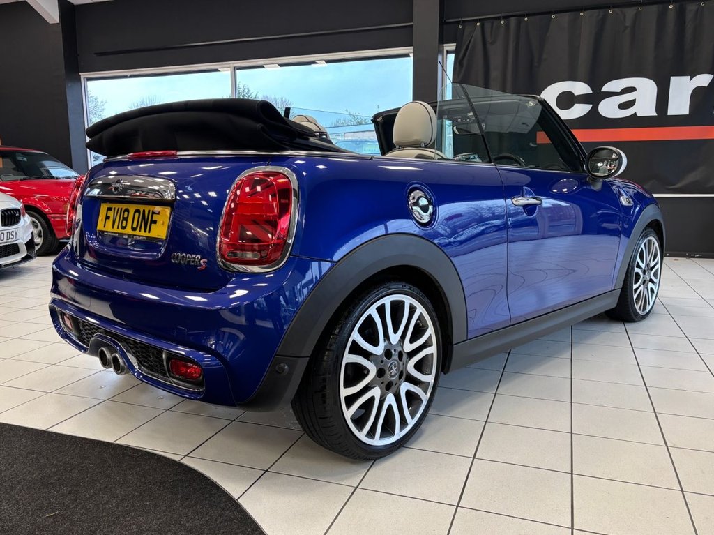 Used MINI Convertible 2018 for sale - 76546802: Photo 19