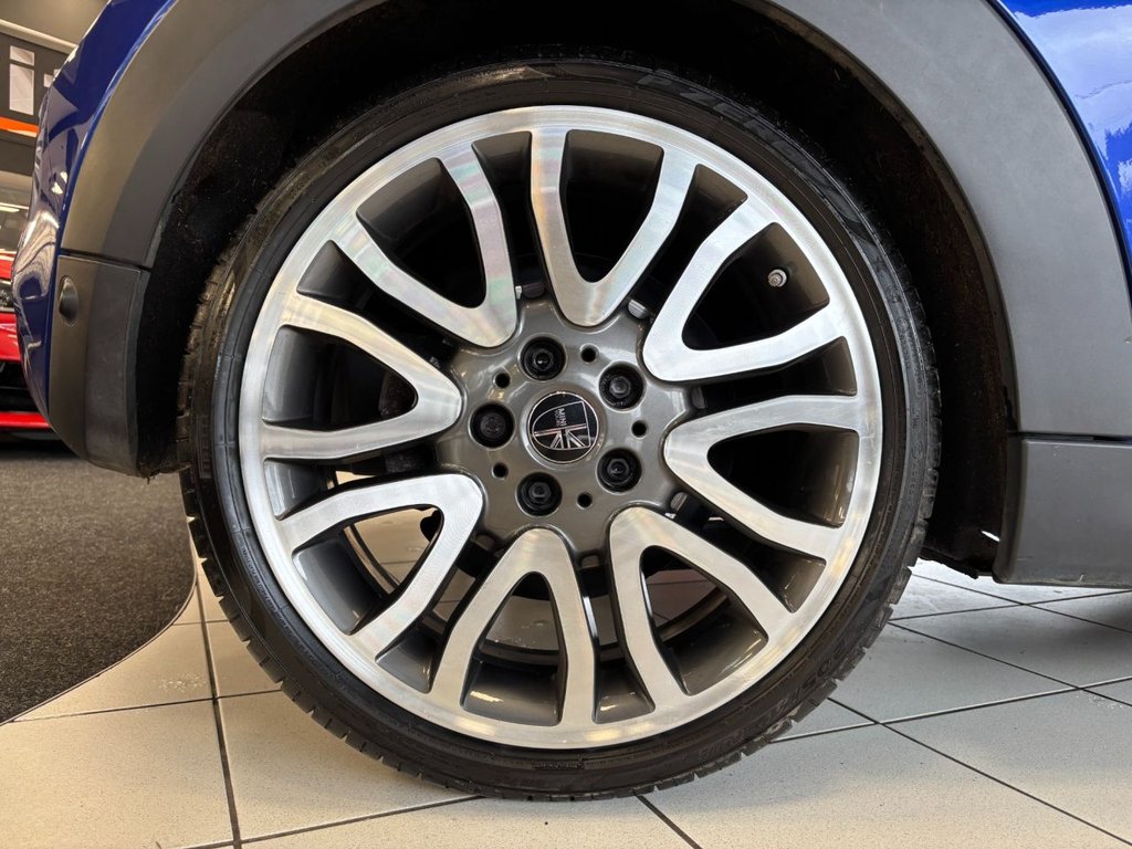 Used MINI Convertible 2018 for sale - 76546802: Photo 24