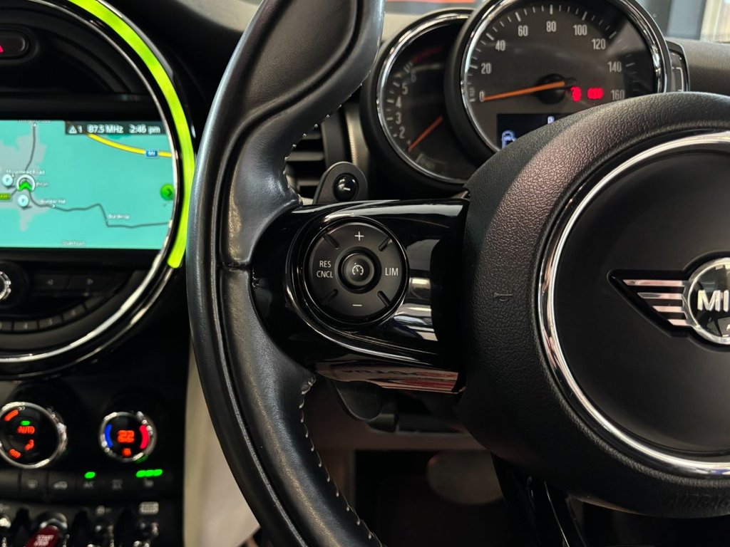 Used MINI Convertible 2018 for sale - 76546802: Photo 33