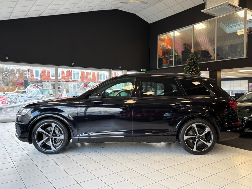 Used Audi Q7 2018 for sale - 76909849: Photo 9