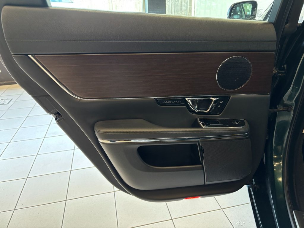 Used Jaguar XJ 2014 for sale - 77936068: Photo 48