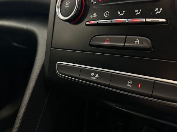 Used Renault Megane 2020 for sale - 76119168: Photo 39