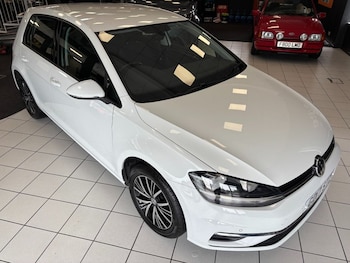 Used Volkswagen Golf 2017 for sale - 75473445: Photo