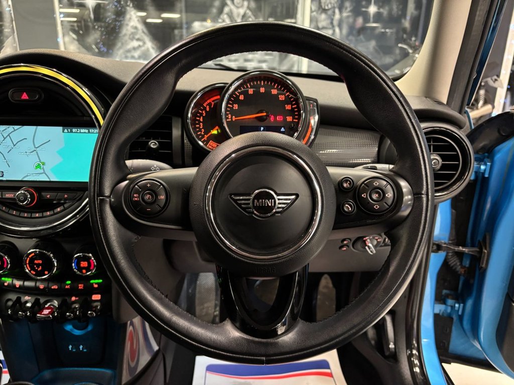 Used MINI Hatch 2018 for sale - 76973092: Photo 24