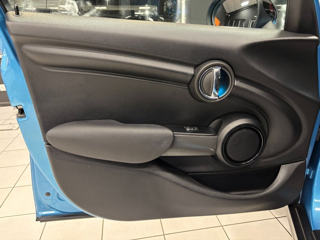 Used MINI Hatch 2018 for sale - 76973092: Photo 50