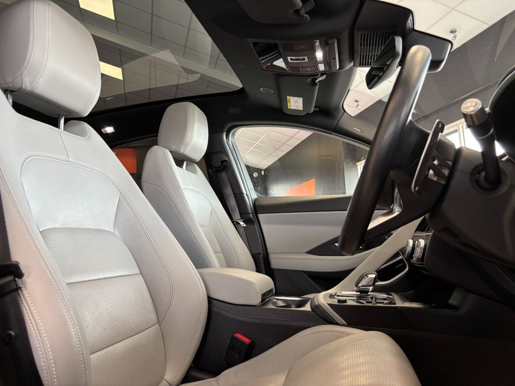 Used Jaguar E-Pace 2022 for sale - 77642321: Photo 28