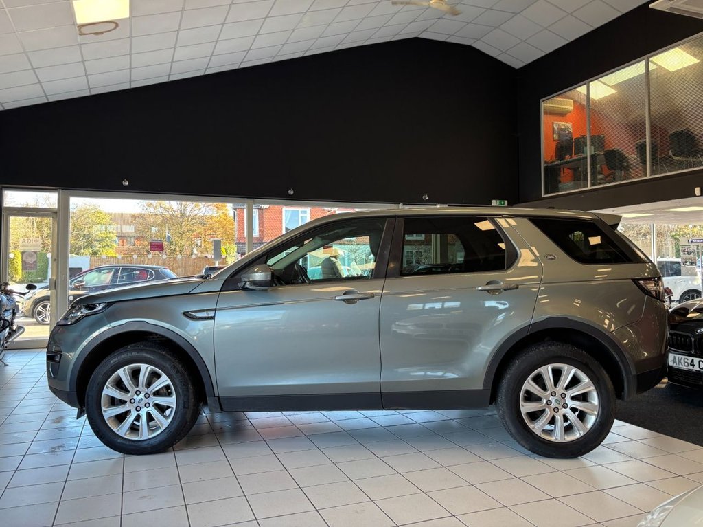 Used Land Rover Discovery Sport 2015 for sale - 76617297: Photo 10