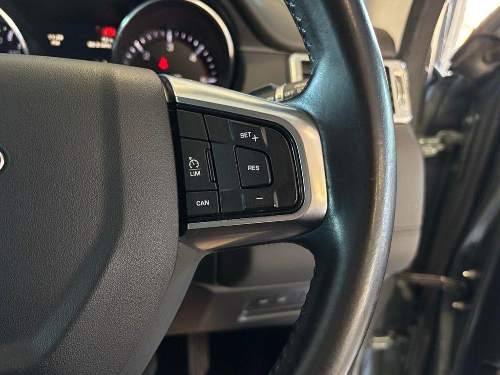 Used Land Rover Discovery Sport 2015 for sale - 76617297: Photo 28