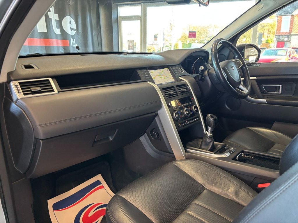 Used Land Rover Discovery Sport 2015 for sale - 76617297: Photo 45