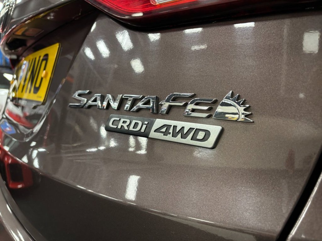 Used Hyundai Santa Fe 2013 for sale - 76569740: Photo 11