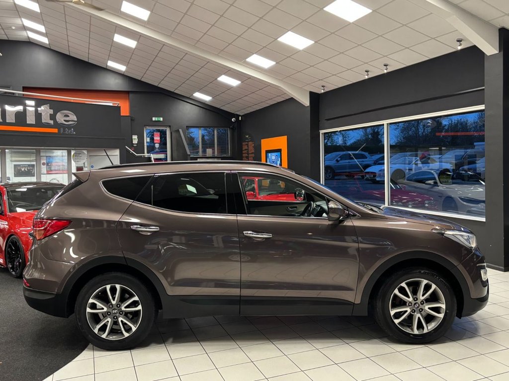 Used Hyundai Santa Fe 2013 for sale - 76569740: Photo 15