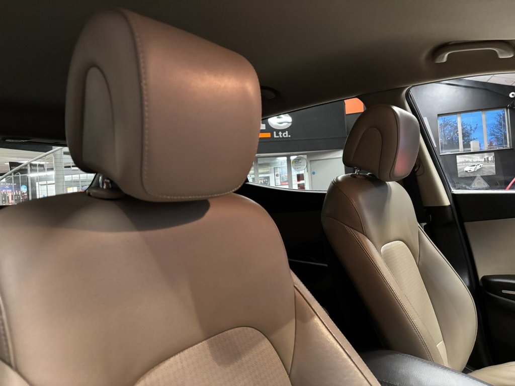 Used Hyundai Santa Fe 2013 for sale - 76569740: Photo 19