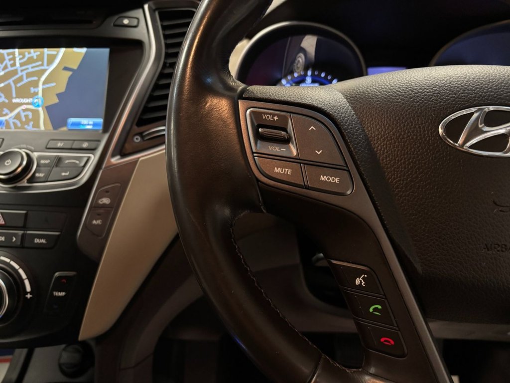 Used Hyundai Santa Fe 2013 for sale - 76569740: Photo 22