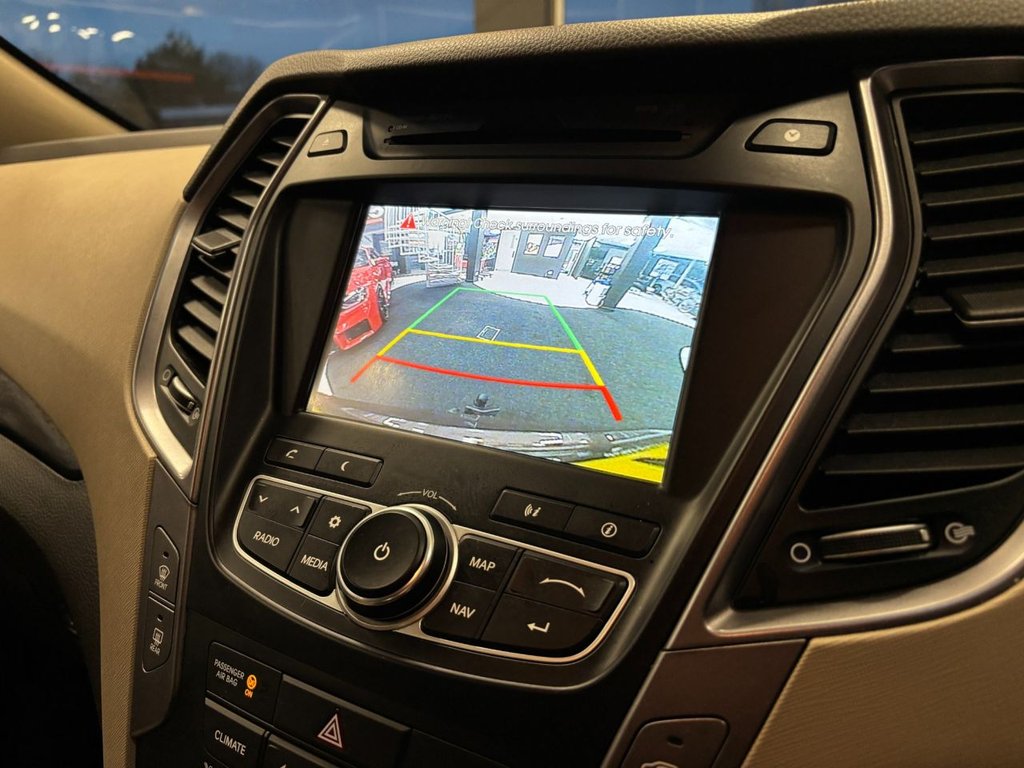 Used Hyundai Santa Fe 2013 for sale - 76569740: Photo 25