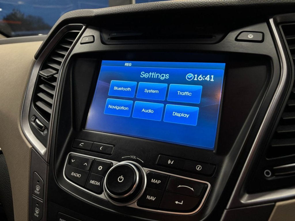 Used Hyundai Santa Fe 2013 for sale - 76569740: Photo 30