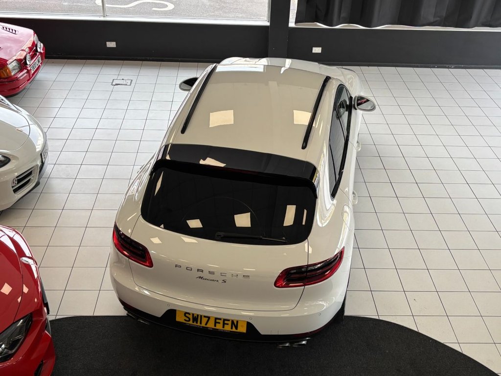 Used Porsche Macan 2017 for sale - 76105576: Photo 15