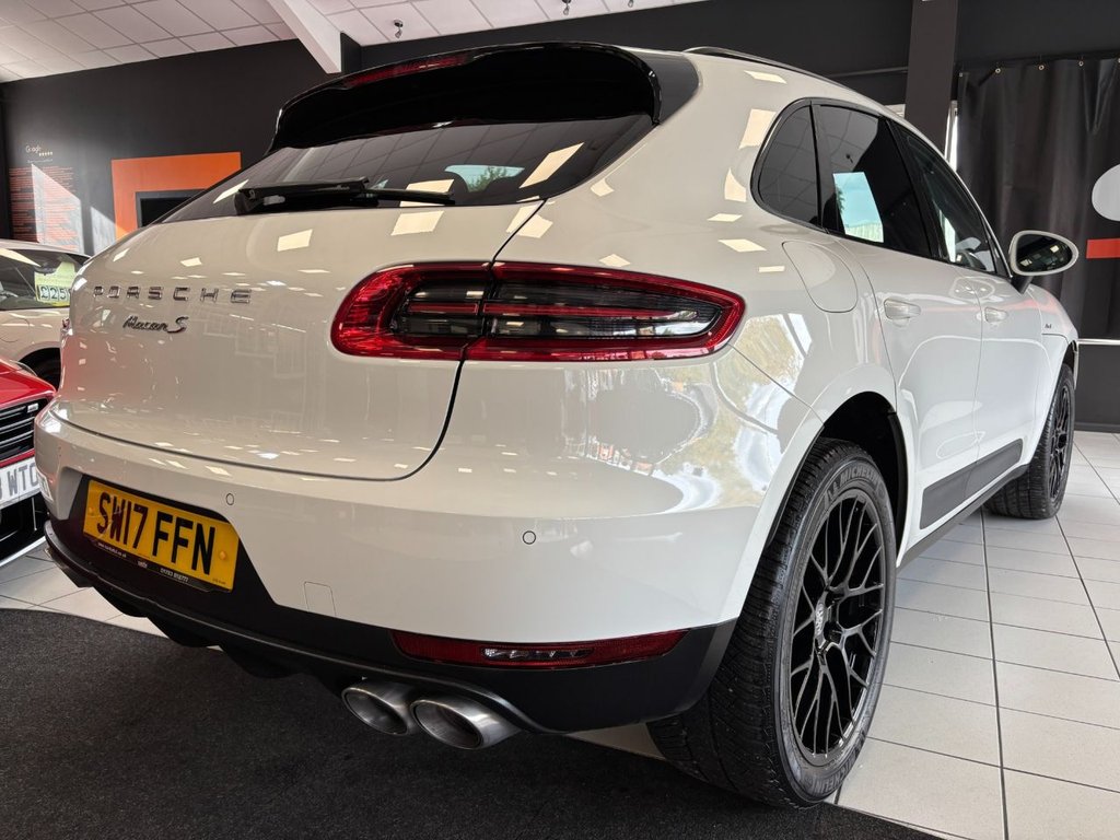 Used Porsche Macan 2017 for sale - 76105576: Photo 16