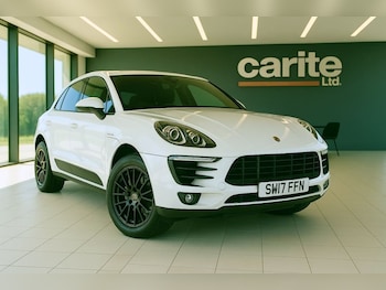 Porsche - Macan