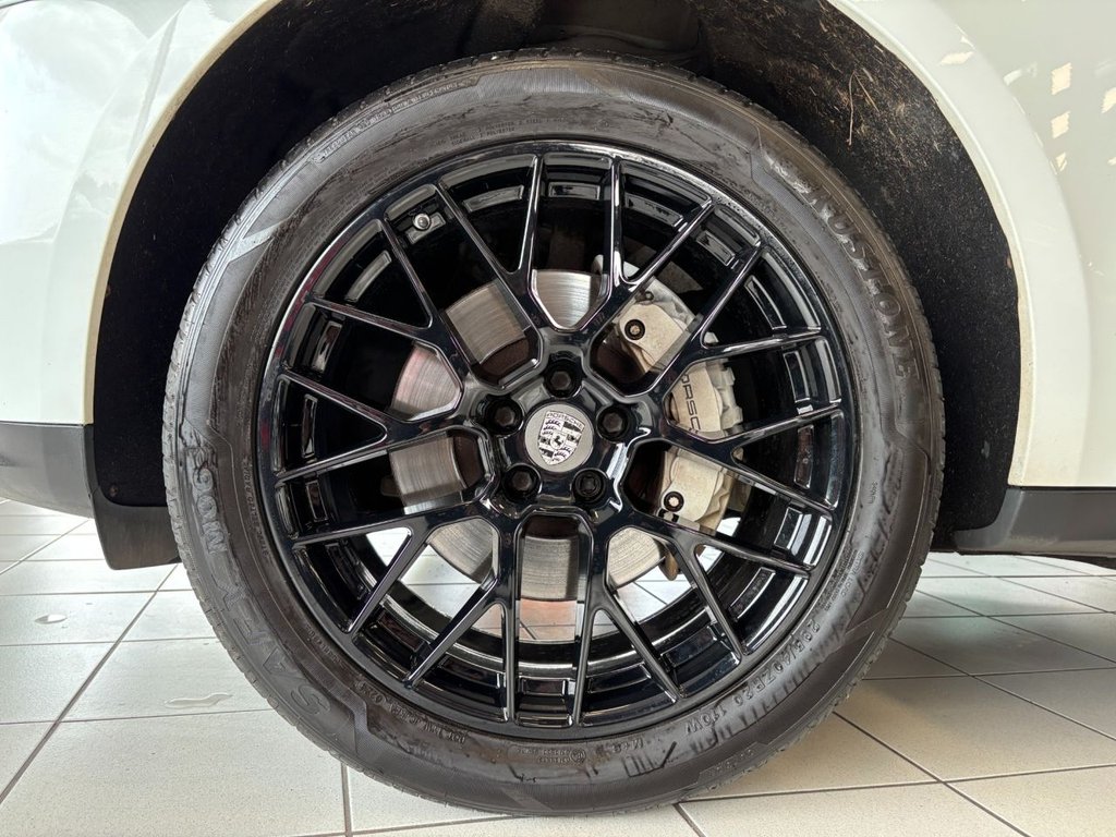 Used Porsche Macan 2017 for sale - 76105576: Photo 22