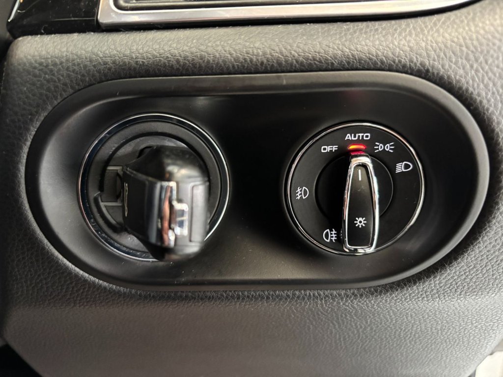 Used Porsche Macan 2017 for sale - 76105576: Photo 30