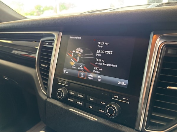 Used Porsche Macan 2017 for sale - 76105576: Photo 34