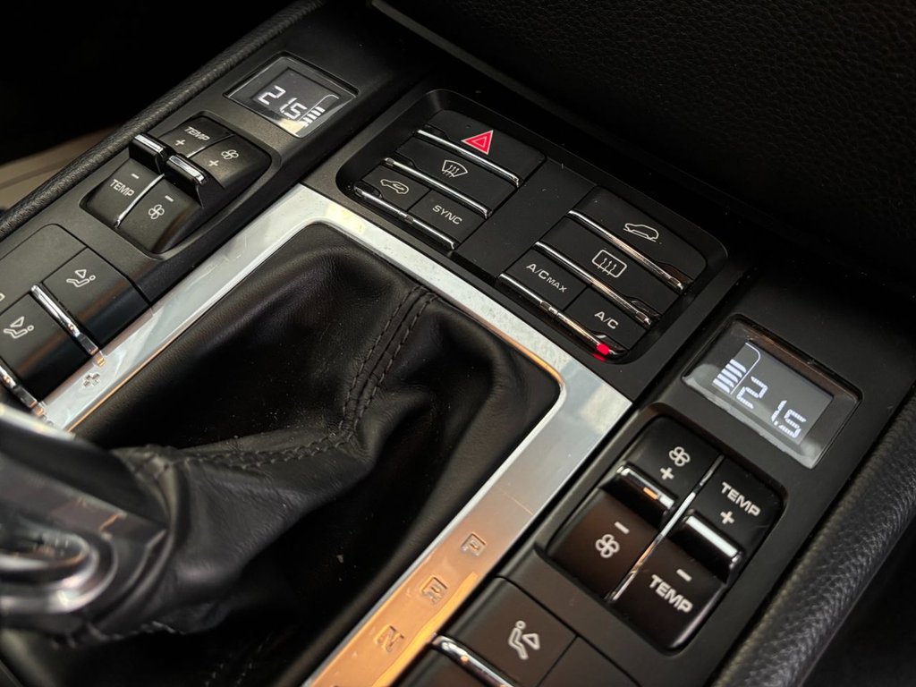 Used Porsche Macan 2017 for sale - 76105576: Photo 41