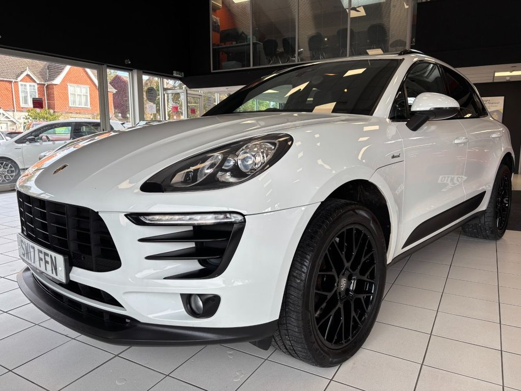 Used Porsche Macan 2017 for sale - 76105576: Photo 6
