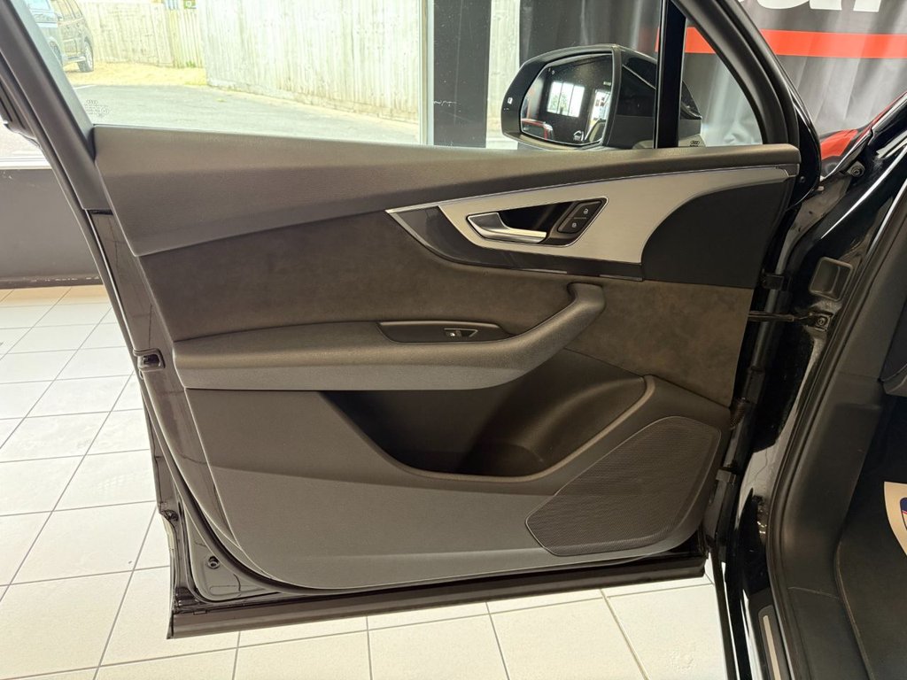 Used Audi Q7 2017 for sale - 76711034: Photo 44