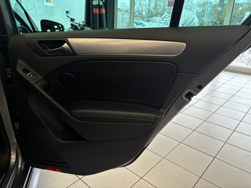 Used Volkswagen Golf 2011 for sale - 77355949: Photo 48