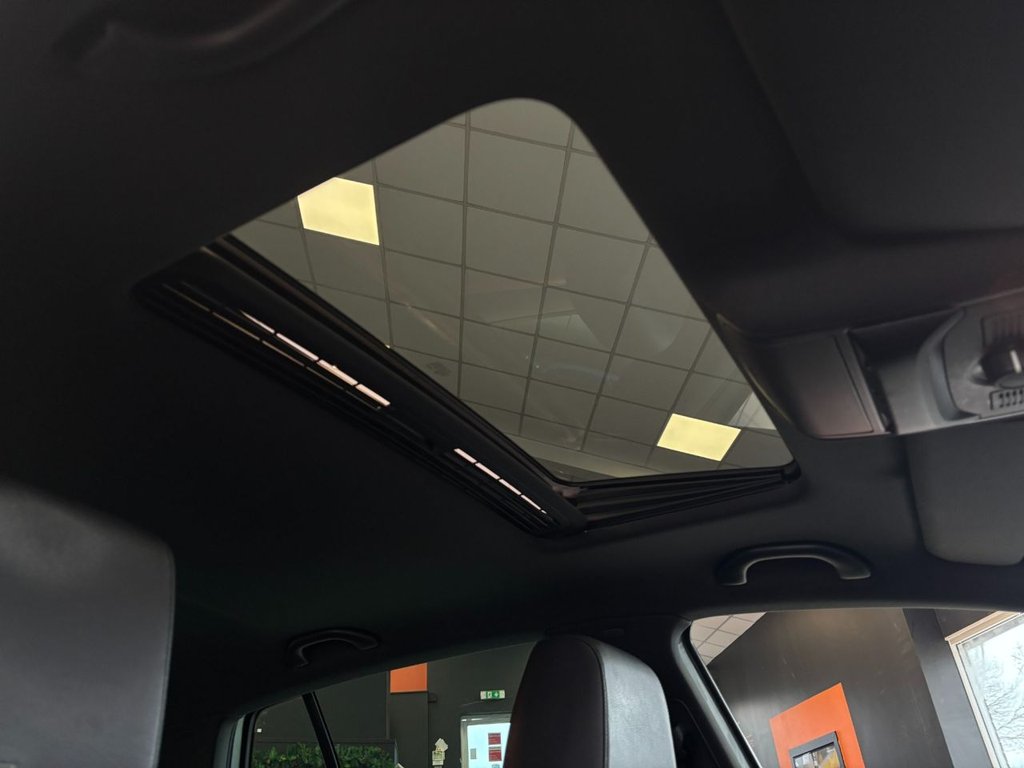 Used Volkswagen Golf 2011 for sale - 77064844: Photo 25