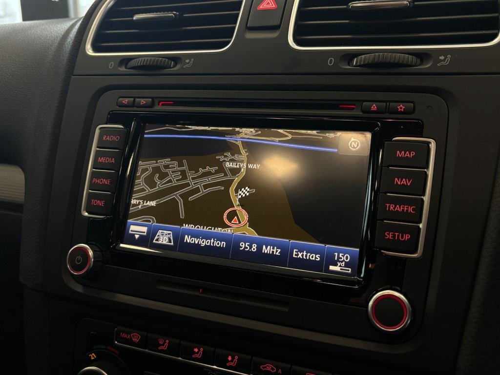 Used Volkswagen Golf 2011 for sale - 77064844: Photo 34