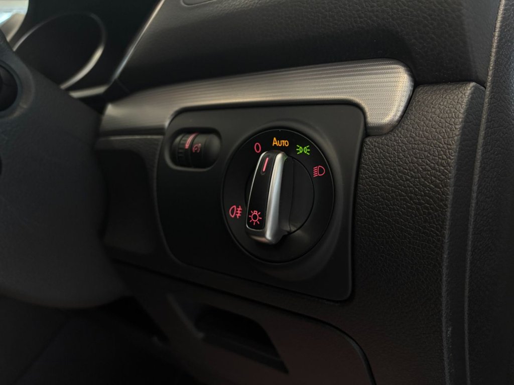 Used Volkswagen Golf 2011 for sale - 77064844: Photo 50