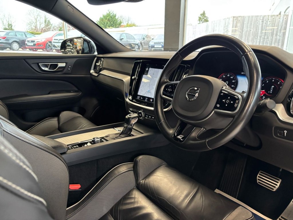 Used Volvo S60 2020 for sale - 78044051: Photo 2