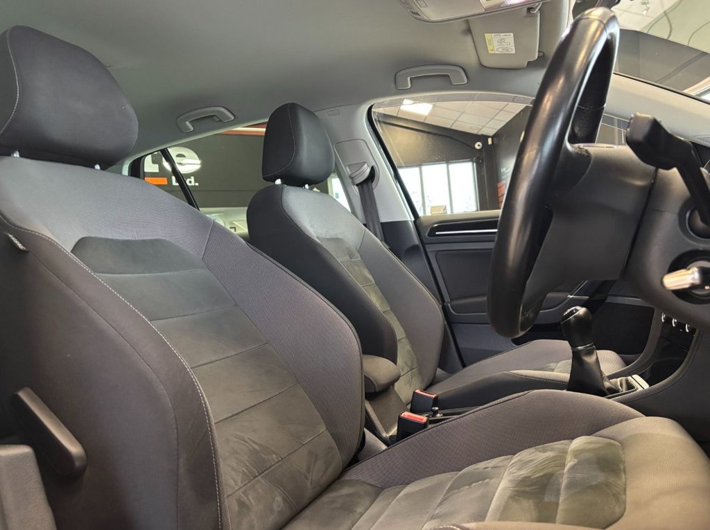 Used Volkswagen Golf 2020 for sale - 77620894: Photo 23