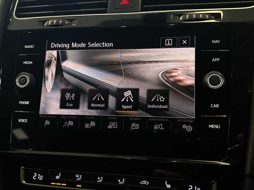 Used Volkswagen Golf 2020 for sale - 77620894: Photo 31