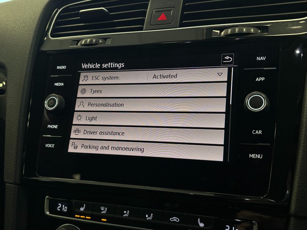 Used Volkswagen Golf 2020 for sale - 77620894: Photo 36