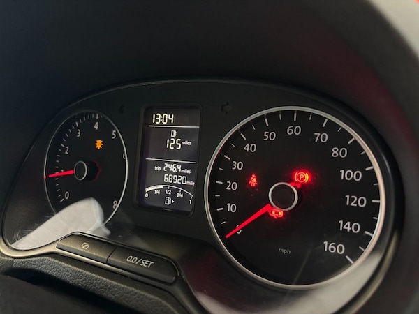 Used Volkswagen Polo 2013 for sale - 76210041: Photo 24