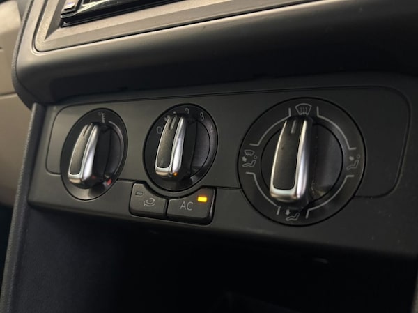 Used Volkswagen Polo 2013 for sale - 76210041: Photo 43