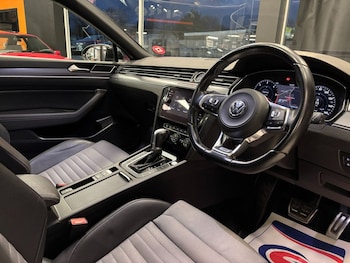 Used Volkswagen Passat 2018 for sale - 76784020: Photo