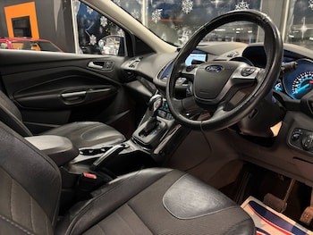 Used Ford Kuga 2016 for sale - 76867791: Photo