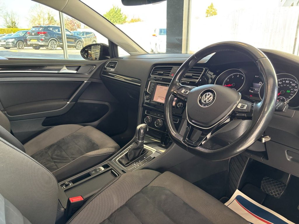Used Volkswagen Golf 2016 for sale - 78069073: Photo 21