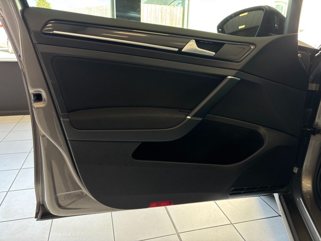 Used Volkswagen Golf 2016 for sale - 78069073: Photo 44