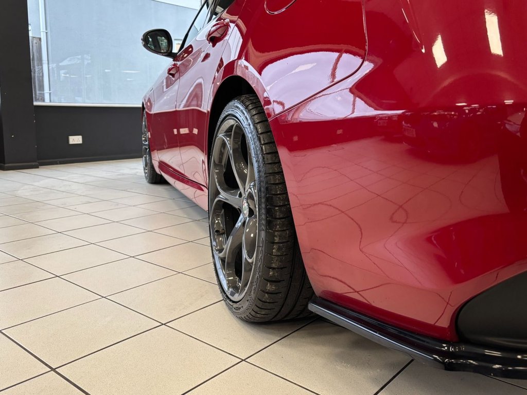 Used Alfa Romeo Giulia 2017 for sale - 77199961: Photo 12