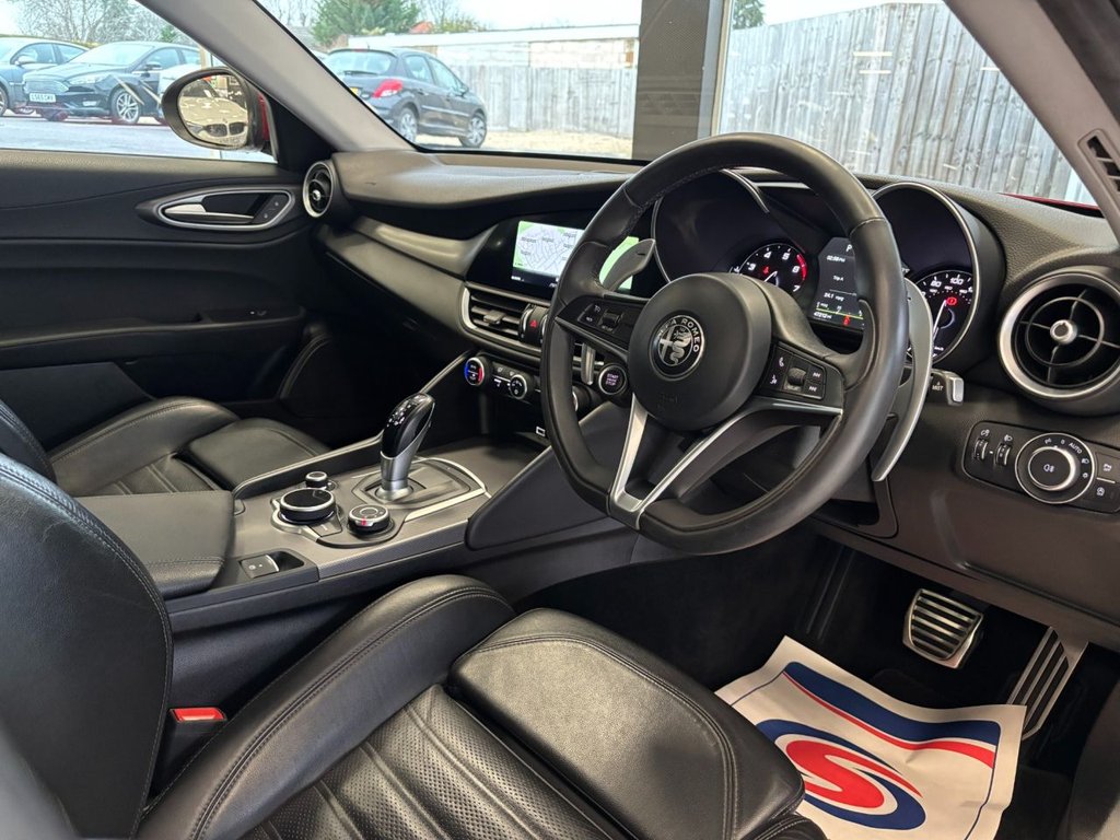 Used Alfa Romeo Giulia 2017 for sale - 77199961: Photo 2